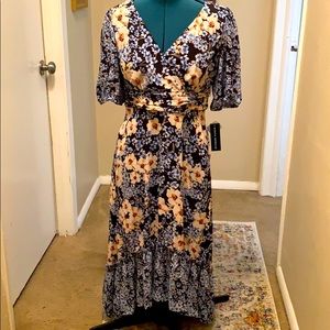 Donna Morgan Floral HiLo Dress